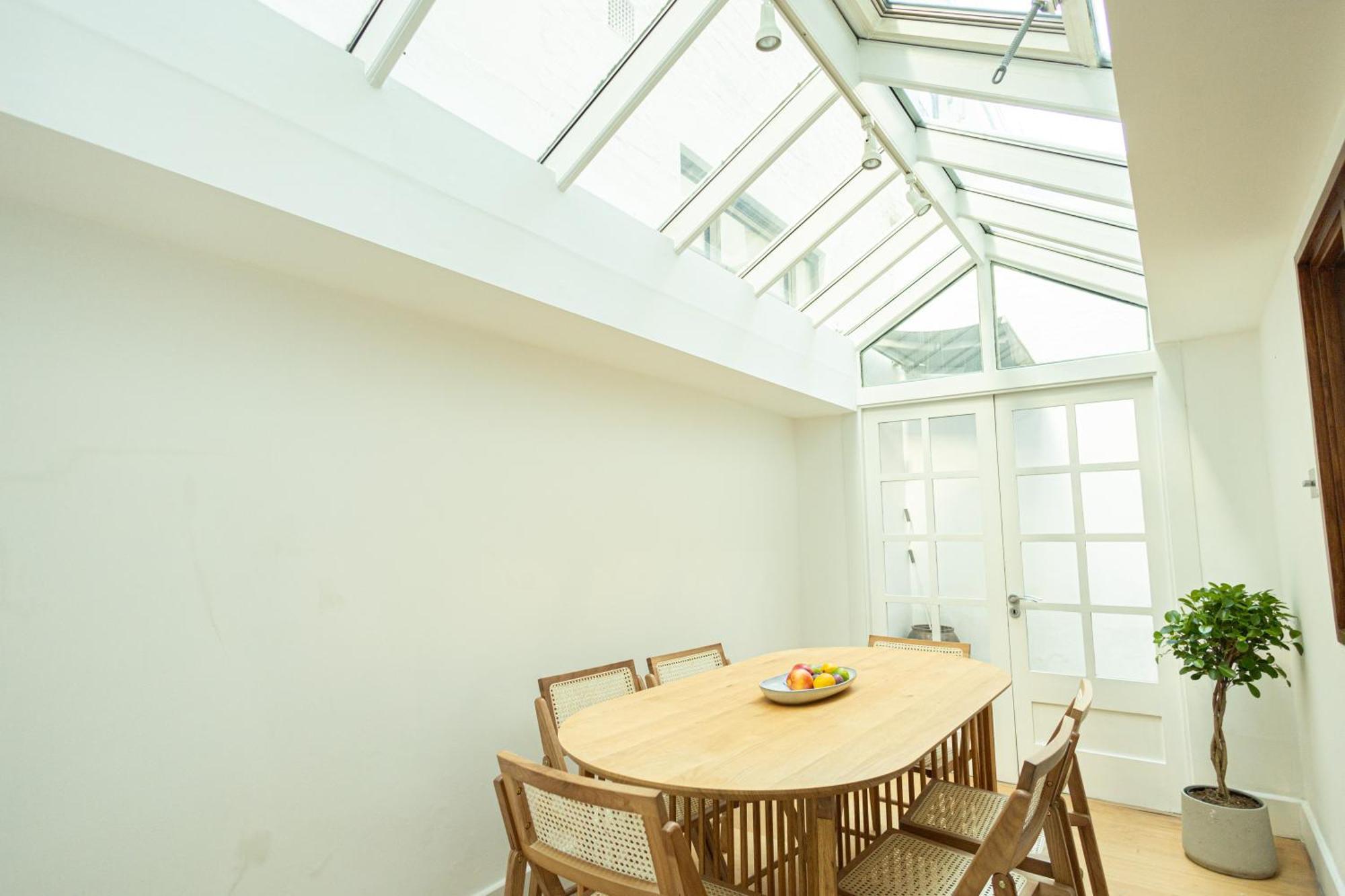2Bedroom Gem In The Heart Of Kensington London Exterior foto